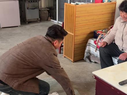 金马贺岁,万象更新
瑞马迎春,诸事顺意
祝您2026年 马上有福,马上好运,马上逆袭,马上有钱,马上脱单, 马到成功、一马当先、龙马精神、万马奔腾。马年行大运,好事马上来!