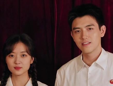 先有丈夫的护妻之意,才有妻子的顾家之情。 #纯真年代的爱情 #孙千 #陈飞宇 #新剧开播啦剧情会越来越精彩 #纯真年代的爱情细糠好好品