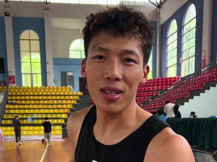每天进步一点,今天晚上7点我们YGC比赛,线下马边县体育馆,线上锁定@韦鸽子【YGC】 直播间!#YGC球队 #韦鸽子