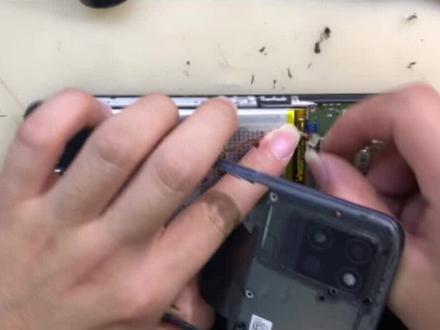 高考加油,我在手机维修店等你,本人从业手机行业快8年了,有任何手机方面的问题都可问我,感谢关注