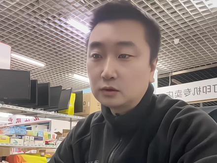 黄金ETF疯狂减持!中东打仗金价反而跌? #粉丝1000万 #黄金 #黄金还会跌吗 #黄金还能买吗 #黄金走势分析