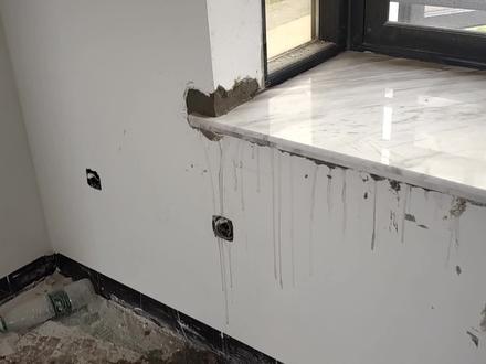 大理石窗台石,石材窗台板铺贴技巧,看了你就不用那么费劲扛了 #石材安装 #家装装修 #高档装修 #石材 #窗台石安装 #窗台石施工工艺