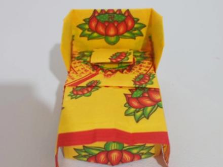 床枕头被子折法教学#折元宝 #抖音折纸 #传统文化 #金箔纸 #清明折纸