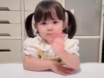 宝宝今天吃西瓜 #陪你一起从0到1#飞鹤星飞帆卓睿#人类幼崽 #萌宝小吃货