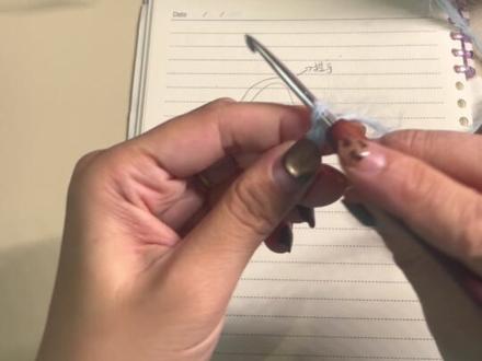 没错,我是盖瑞一条蛇,也是一个包包哦!
蹲图解材料包🉑进群!
#疯狂动物城2 #盖瑞一条蛇 #包包钩织教程 #我的手工 #创作灵感