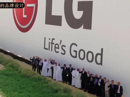 那些有意思的品牌设计 本期视频,带你拿放大镜盘点16个藏在眼皮子底下的设计彩蛋。
✅ 丰田的Logo竟然能拼出自家名字?
✅ 亚马逊的箭头不只是笑脸?
✅ 还有那个排名第一的可口可乐,竟然藏着别国的国旗
#Logo设计 #冷知识 #品牌故事 #涨知识 #科普