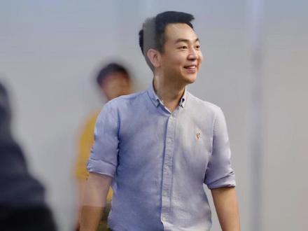 胖东来 胖东来员工幸福度和严格的标准是相互挂钩的
#胖东来 #鲁班臻装 #胖东来管理 #胖东来于东来 #管理思维