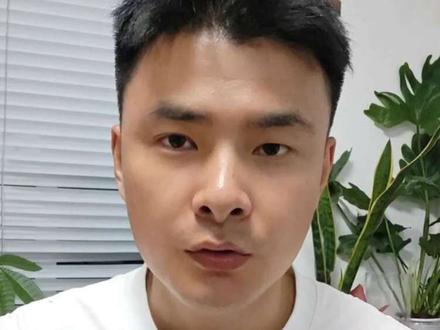 一家转型成功、装机持续扩张、现金流扎实的新能源运营商,2025年被行业周期和资产减值双重暴击,业绩跌到谷底,但股价已经被回购预期和绿电算力故事炒到高位。#股票 #金开新能 #涨知识 #财经知识