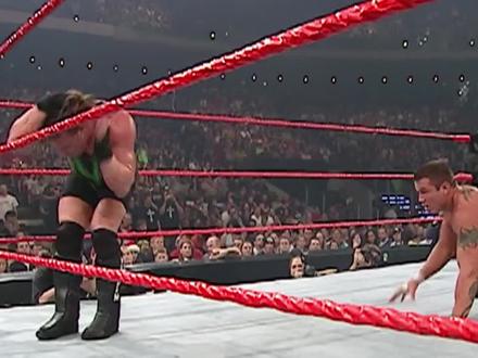 除了兰迪奥顿本人以外,竟然还有其他人会使用RKO #WWE #摔角 #兰迪奥顿 #RKO #解说