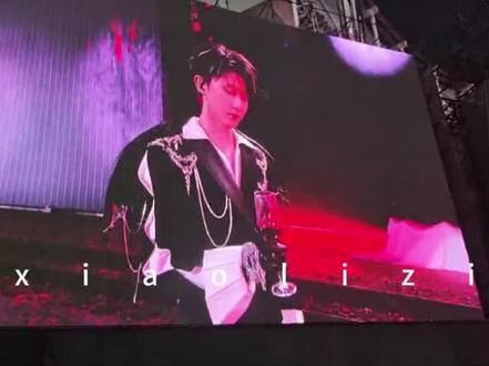 马嘉祺新音solo。#马嘉祺新音 #夜访吸血鬼 #现场live #舞台 #新年音乐会tf家族