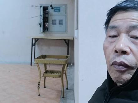 孝歌辞丧指路分七个小段,1、辞东,2、辞神,3、退出十殿门,4、辞行,5、指路,6、化身,7、倒锣(倒鼓)。