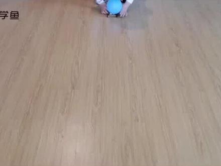 今天我们一起来制作一辆气球小车,探索运动和力的关系。#科学实验 #手工 #小学科学 #教育