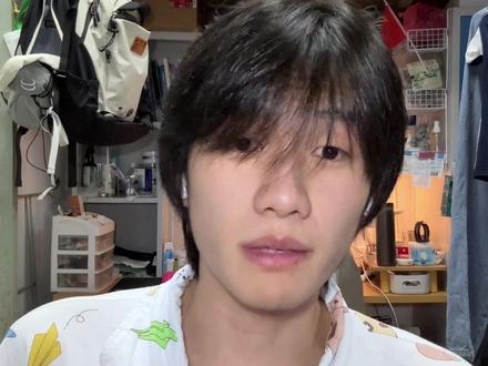 皮肤好五官一般和皮肤差五官好选哪个