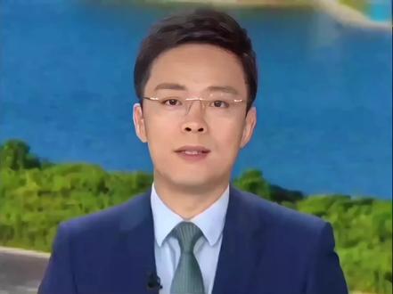 海绵城市是指通过生态化、系统化的城市规划建设与改造,让城市如同海绵一般,在适应环境变化、应对雨水洪涝等自然灾害时具备良好的弹性与韧性,通过渗、滞、蓄、净、用、排六大核心功能,实现雨水的自然积存、自然渗透、自然净化,是现代化城市治理、生态文明建设与民生保障相结合的新型城市发展模式#海绵城市#申论