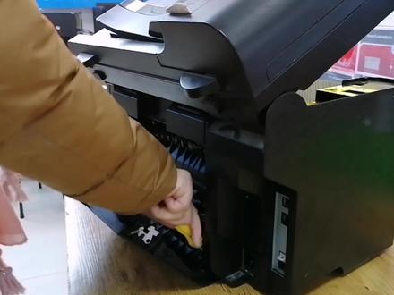 HP1536打印双面卡纸,更换双面器和进纸组件完美解决! #复印机维修 #打印机维修 #冰雪2022