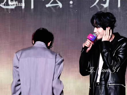 去无人岛旅行~
带你就够了~
#展丞 #展轩 #刘轩丞 #9704 #伟铮