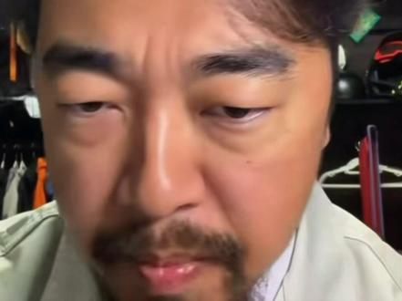 【光模块专场】一些峰哥关于牢A美国人吃不起汉堡和下水道言论的看法,关注我免费看峰哥
#古法录屏 #峰哥亡命天涯 #峰哥 #真实 #认知