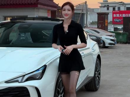 沉浸式体验新款名爵7 #看车 #名爵7 #车模小姐姐