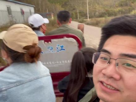 小志和女友一起掰棒子被夸奖了,哈哈哈哈