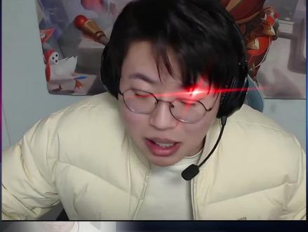 狂魔哥直播锐评梅西事件,还起了自己家乡的名字里奥·吆西 #狂魔哥 #梅西香港行 #梅西日本行