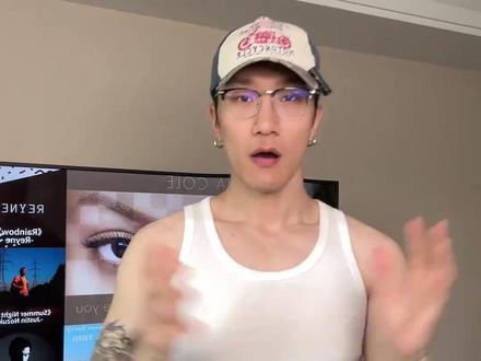 4Junks背心来啦 极具特色的夏日显身材背心谁不想来一件#背心 #穿搭 #4junks