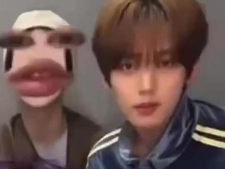 就这么水灵灵亲上了?#韩维辰 #章昊