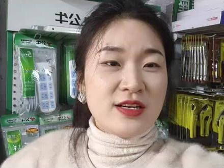 酸黄瓜受害人宋晓峰出现了 《我的东北老家》歌是好歌 快被酸黄瓜给淹了 #创作灵感 #抖音推广 #vlog十亿流量扶持计划 #宋晓峰新歌