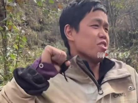 七星杯荒野求生奖金持续加码!一网友豪掷10万给第2名奖励5万,第3名奖励2万,另外3万今日体检日,给在场15名选手一人2000现金奖励。另一网友追加一万五千现金奖励给第4名、第5名。