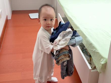 团:一天这活 都我跟我爸干呗 #爸爸带娃 #人类幼崽的800个心眼子 #亲子日常 #人类幼崽越养越上头 #人类幼崽到底多可爱