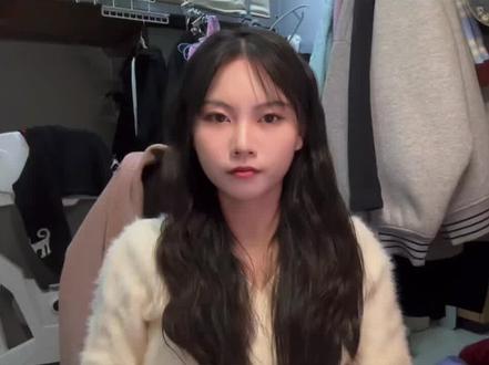 暴暴龙等等我~奶龙还没上车呢!
#奶龙配音 #配音 #奶龙#奶龙和小七 #声优 @抖音小助手 @抖音创作小助手 @DOU+小助手 @奶龙 @暴暴龙Bombloong