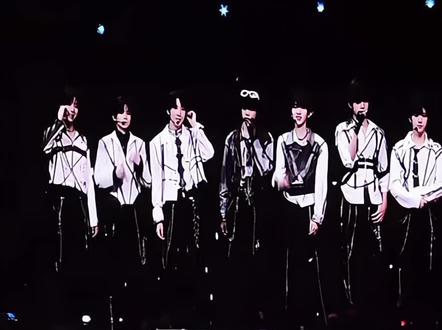 “家羊就这么在舞台上官宣 ”#奇文 #荣耀之战