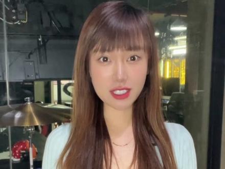 奥克斯空调品质生活大使马龙邀你参与奥克斯空调抖音挑战赛,一起挥拍,为亚运健儿加油,让世界#听见中国温度
时间:9月22日下午3点