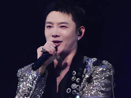 “小皮裙 大波浪 一扭一晃真像样”
#野狼disco #宝石老舅