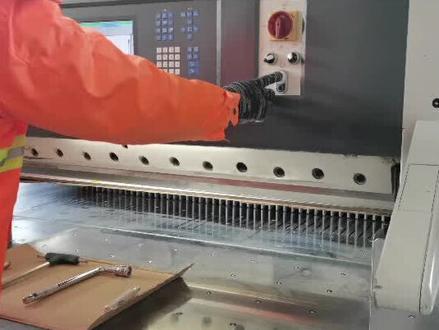 #印刷包装#切纸机#切纸机刀片#切纸机刀片快速更换方法