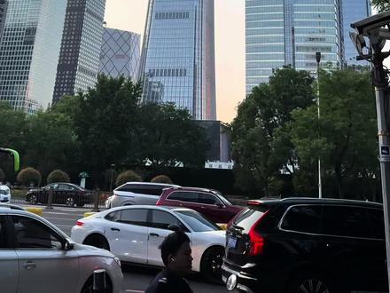 这回对这玩意的高度有概念了#中国尊 #北京