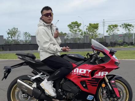 准备入手新车!赛800RC终于上市了 #机车 #赛800RC #WSBK #QJMOTOR