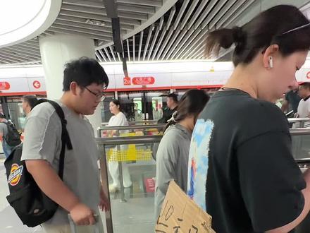 10元早八夏日裸感妆 #滋色定妆膏