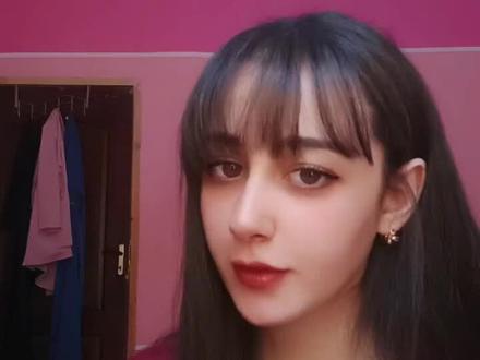 #vlog日常 #做个快乐的女孩 #今天也要开心鸭 #美女 #今天长这样 #开心一点快乐一点 下一个主题是什么?