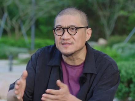 去亲身体验每个舞台吧,它们终将成为属于你的、人生经历的一部分~@陈明昊工作室#一个文学的午后#陈明昊#人生#舞台