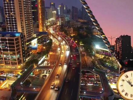 1分钟学会钟摆切屏效果 #零基础学剪辑 #剪辑教程 #剪辑技巧 #电脑版剪映 #专业版剪映