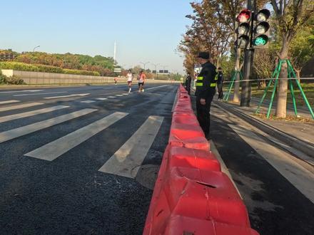 义乌202511.23半马比赛14公里处实况录像