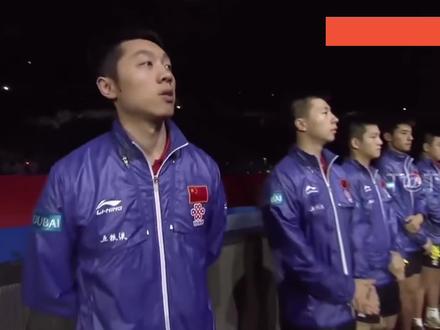 2014-2018世乒赛男团决赛回顾,团体赛的精彩在于团体一心,劲往一处使,全场沸腾🤙🤙🤙回看仍十分精彩激动,期待男团再次捧起斯韦思林杯那一刻🏆#马龙 #樊振东#许昕#世乒赛