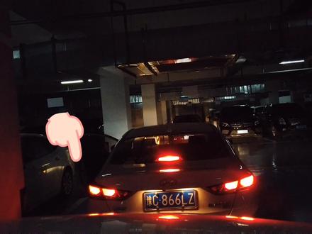 刚保养完 现代领动刹车灯故障码亮了 自己动手更换刹车灯 省钱了