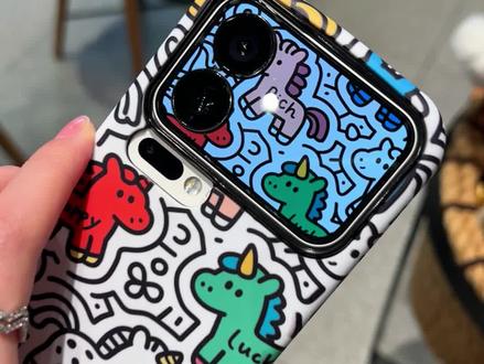 立线条涂鸦小马壳 这也太好看了吧!#情侣手机壳 #互买手机壳 #爆款手机壳 #这个手机壳真的长在我心巴上了 #3c好物推荐