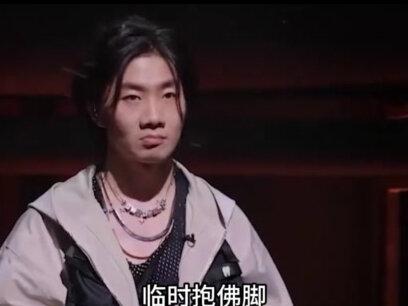 一个被央视认可的rapper,却遭到同行的排挤 #宝石老舅 #你也是个rapper #电梯战神