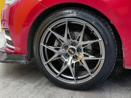 奇瑞艾瑞泽5升级18寸镂空旋压轮毂 车主也是选择原厂轮毂置换 装车效果非常奈斯#艾瑞泽 #奇瑞艾瑞泽5#轮毂改装