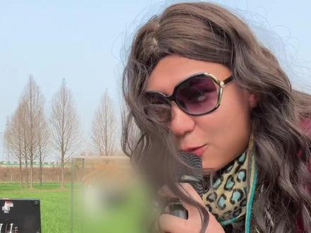 1加1等于几?#这舞姿这步伐 #和春天跳一支舞 #乡土气息 #怎么高兴怎么玩 #搞笑