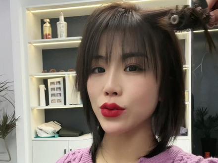 这次是李华老师给我剪头发以来最满意的一回,老铁们看着这初恋发型好看么?#天花板级别的理发师 #二月二龙抬头