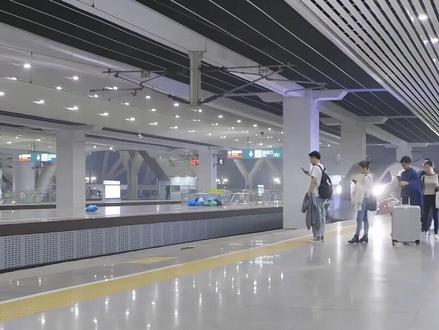 高铁是如何掉头的?中国高铁的掉头技术,为何让欧美看傻了?#科普 #涨知识 #工程建设 #高铁 #欧美