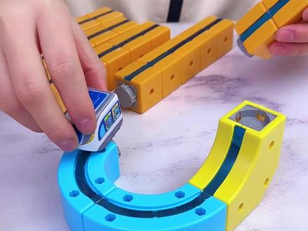这个磁力积木轨道车最近太火了,孩子随便搭建出的轨道都很好玩!#益智玩具 #手工diy #儿童玩具